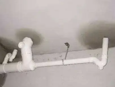 七台河市卫生间测漏水的几种情景